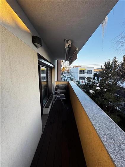 Apartament cu 2 camere semidecomandat, mobilat în Bună Ziua