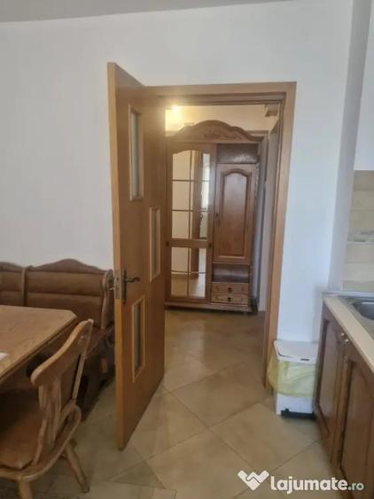 Apartament cu 3 camere decomandat în Unirii Sud