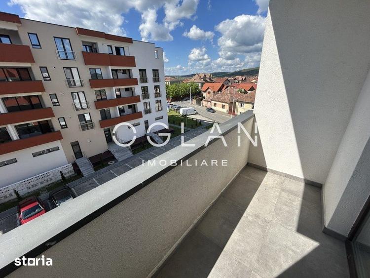 Apartament cu 3 camere, mobilat în Lazaret