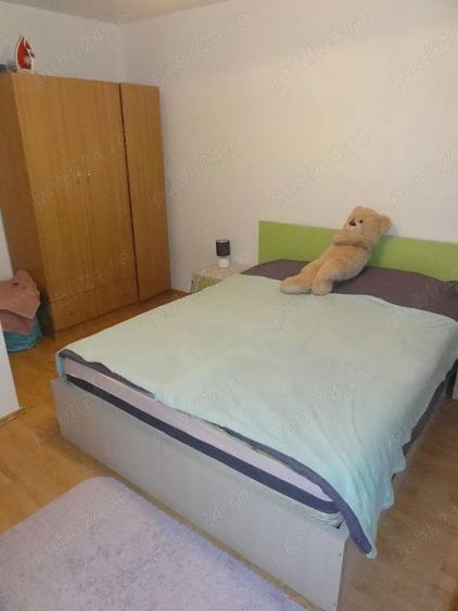 Apartament cu 3 camere semidecomandat, mobilat în Bucur Obor