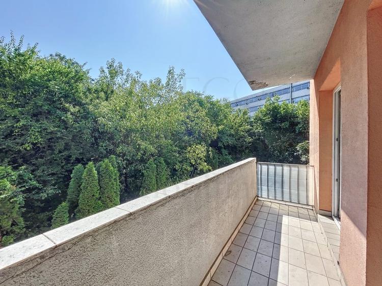 Apartament cu 2 camere semidecomandat, mobilat în Zorilor