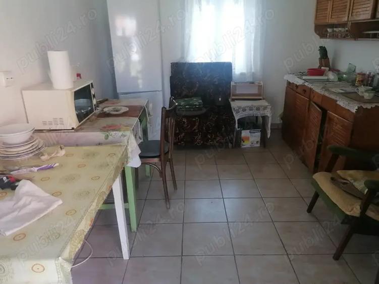 Casă cu 2 camere cu Teren 1700 Mp în Husasău de Tinca