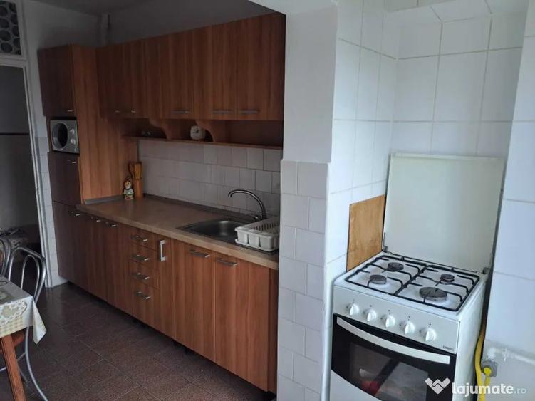 Apartament cu 2 camere semidecomandat în Scriitorilor