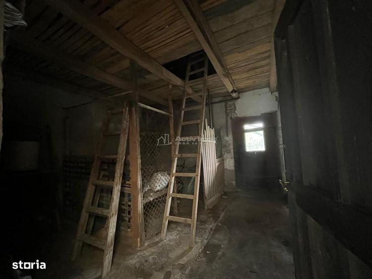 Casă cu 3 camere în Central