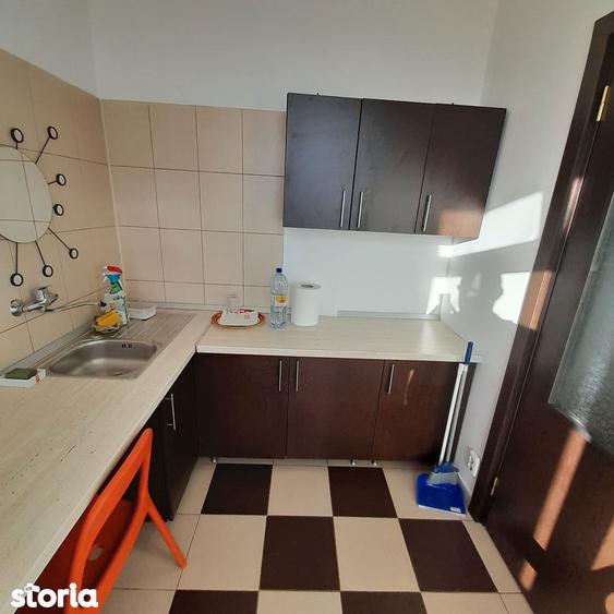 Apartament cu 2 camere, mobilat în Grivița