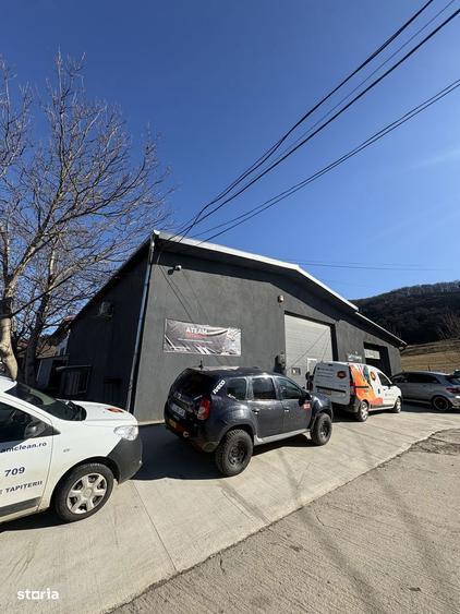Spațiu comercial, de 240 mp, în Florești