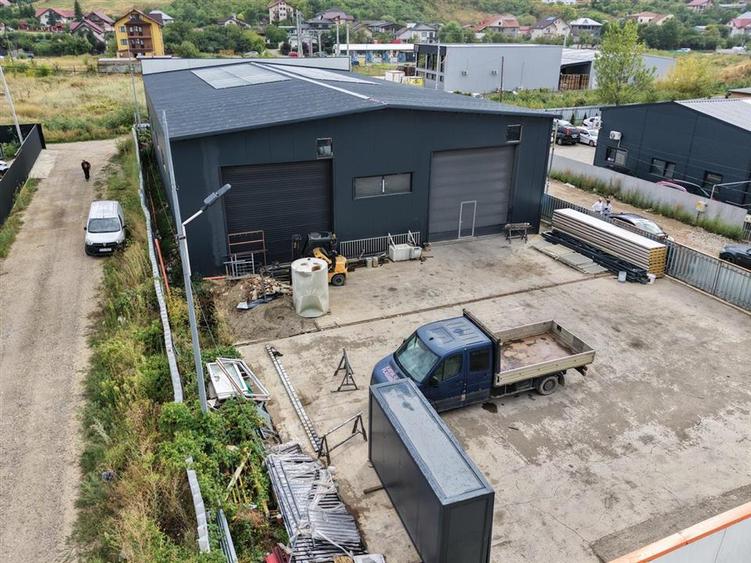 Spațiu industrial, de 908 mp, în Tomești