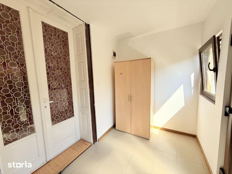 Casă cu 2 camere cu Teren 300 Mp în Central