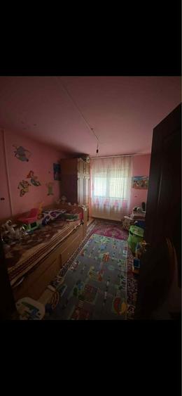 Apartament cu 4 camere în Central