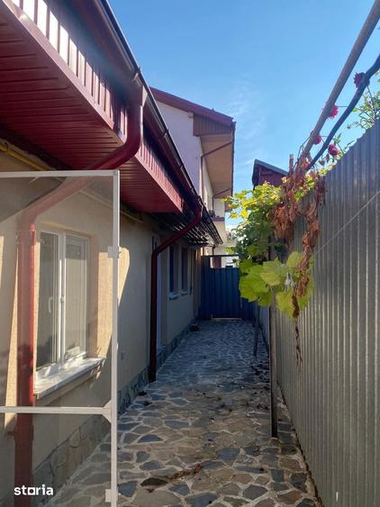 Casă cu 4 camere decomandat cu Teren 140 Mp în Micro 40