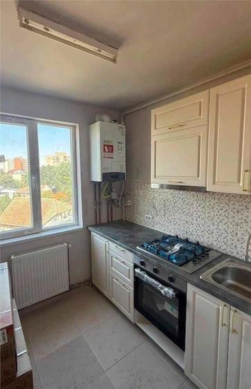 Apartament cu 2 camere decomandat în Olimpia-Stadion
