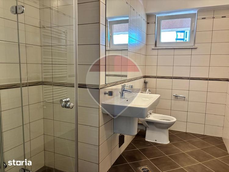 Apartament cu 4 camere în Eminescu