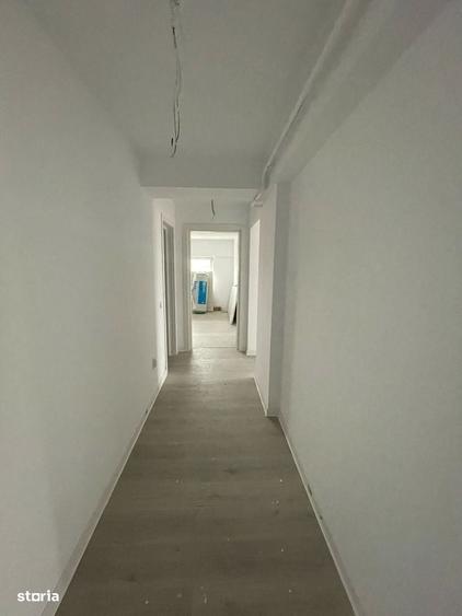 Apartament cu 4 camere decomandat în George Enescu