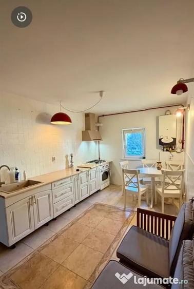 Apartament cu 3 camere decomandat în Obcini
