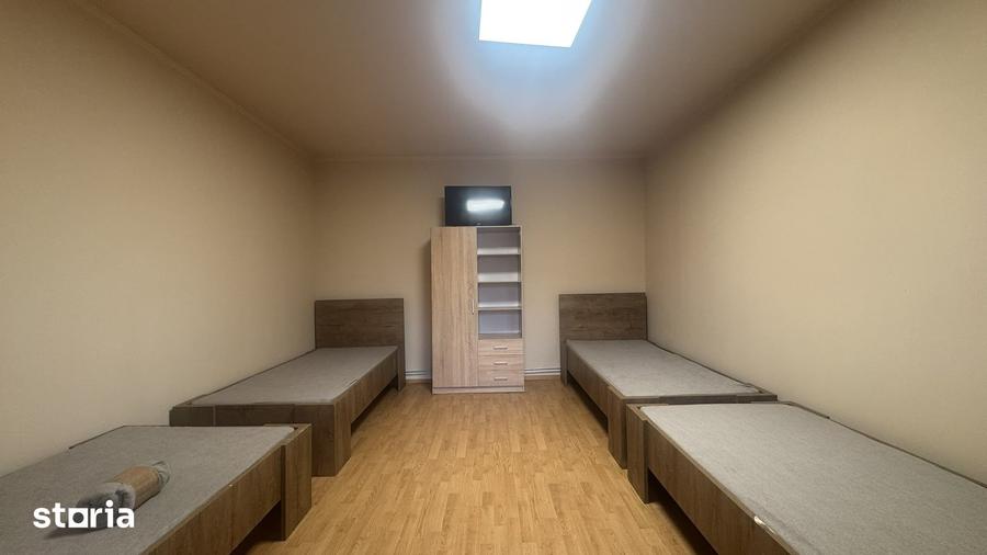 Casă cu 4 camere cu Teren 900 Mp în Micălaca