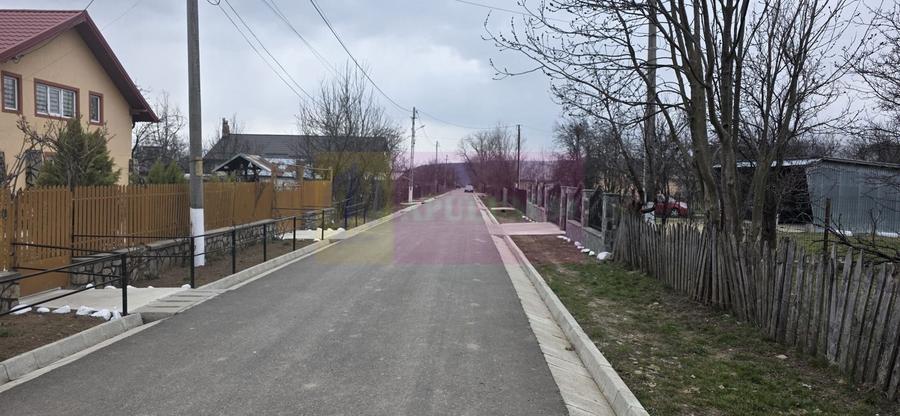 Teren Construcții intravilan de 734 mp, în Brebu