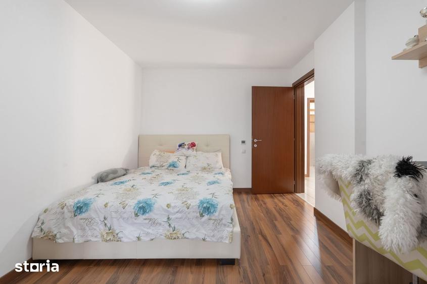 Casă cu 5 camere cu Teren 100 Mp în Ștefăneștii de Jos