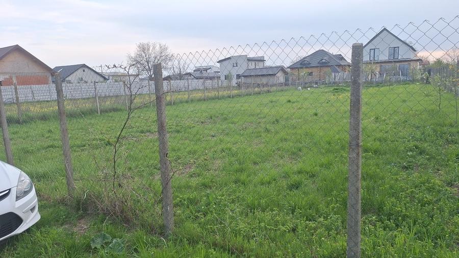 Teren Construcții intravilan de 750 mp, în Brănești