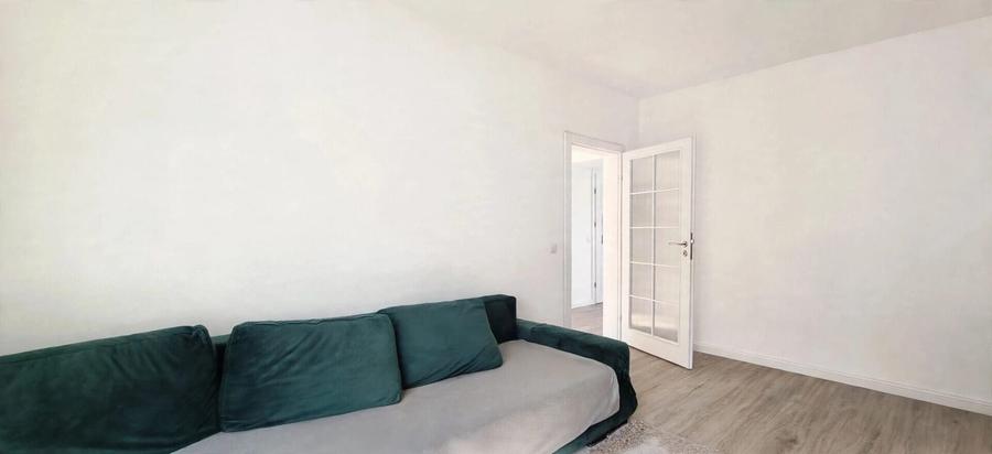 Apartament cu 3 camere decomandat în Dristor