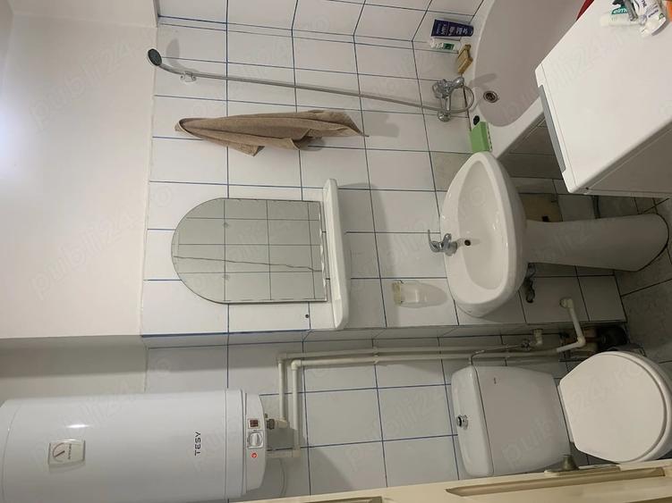 Garsonieră decomandată în Central