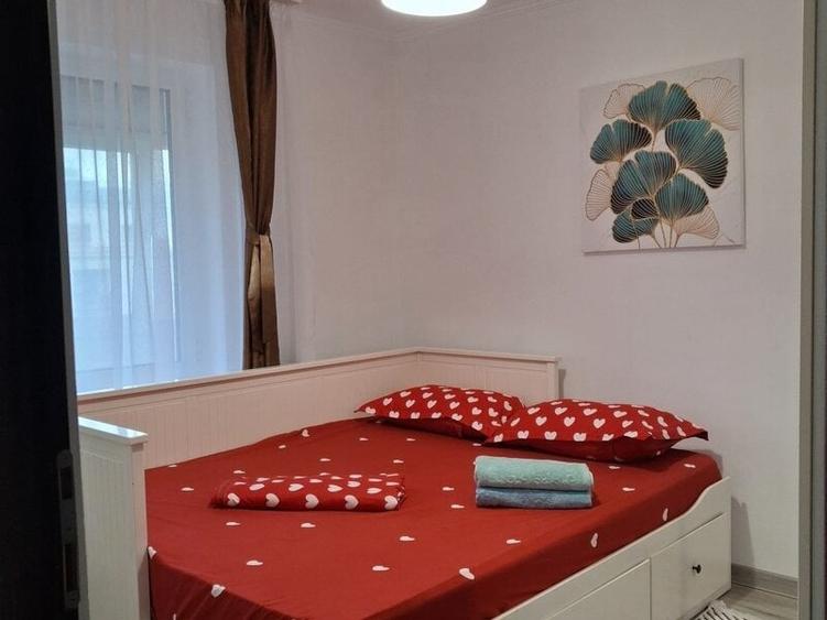 Apartament cu 2 camere, mobilat în P-ța Romană