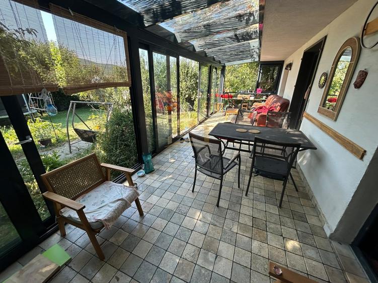 Casă individuală cu 5 camere cu Canalizare în Făget