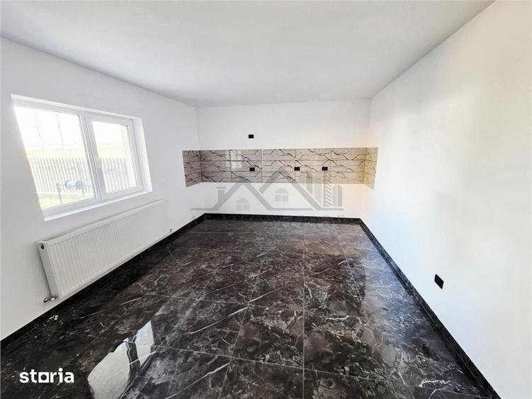 Casă cu 5 camere cu Teren 700 Mp în Miroslava