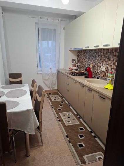 Apartament cu 2 camere decomandat în Popoveni