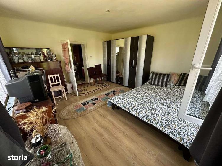 Casă cu 2 camere în Adămuș