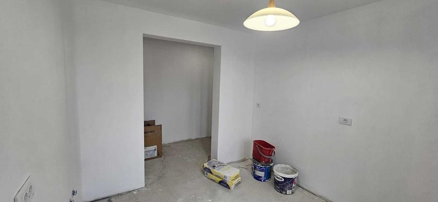 Apartament cu 2 camere decomandat în Micro 11