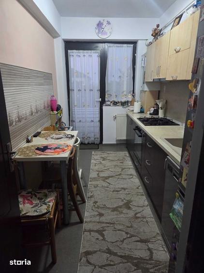 Apartament cu 2 camere decomandat, mobilat în Galata