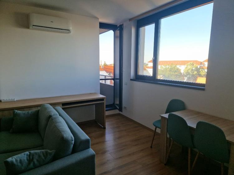 Apartament cu 2 camere, mobilat în Take Ionescu