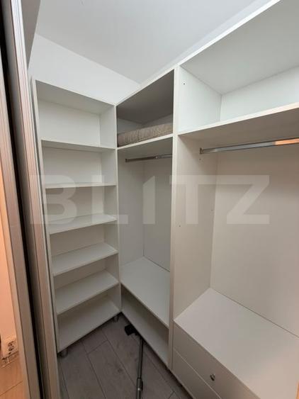 Apartament cu 2 camere semidecomandat, mobilat în Florești