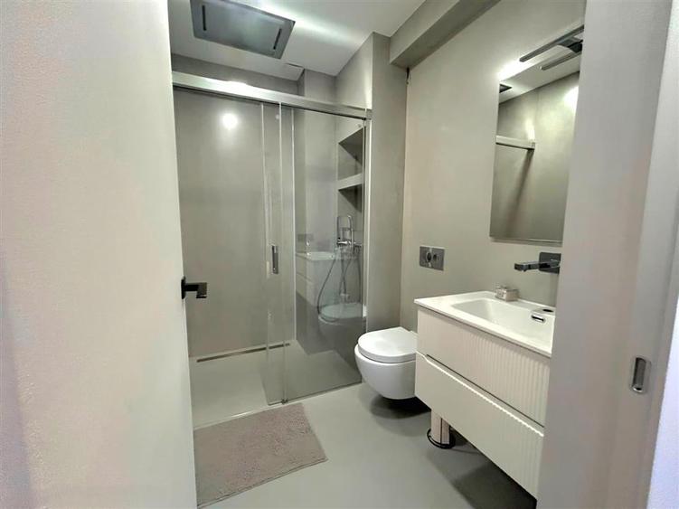 Apartament cu 2 camere decomandat, mobilat în Ițcani