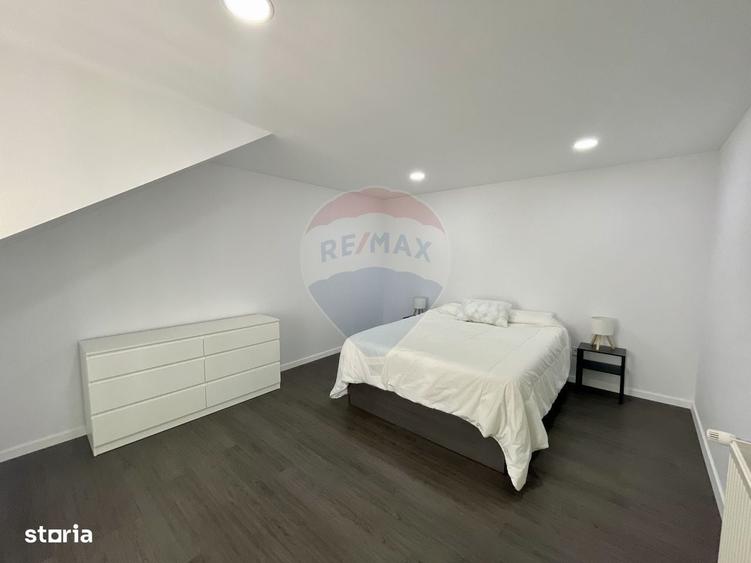 Casă cu 4 camere cu Teren 1397 Mp în Poiana