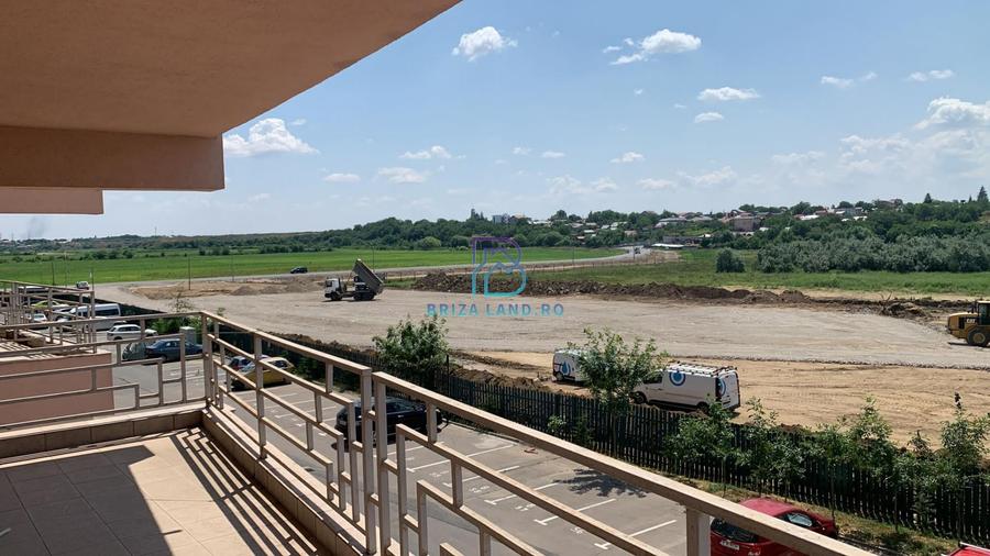 Apartament cu 2 camere decomandat în Splaiul Unirii