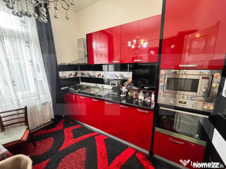 Spațiu comercial, de 120 mp, în Central