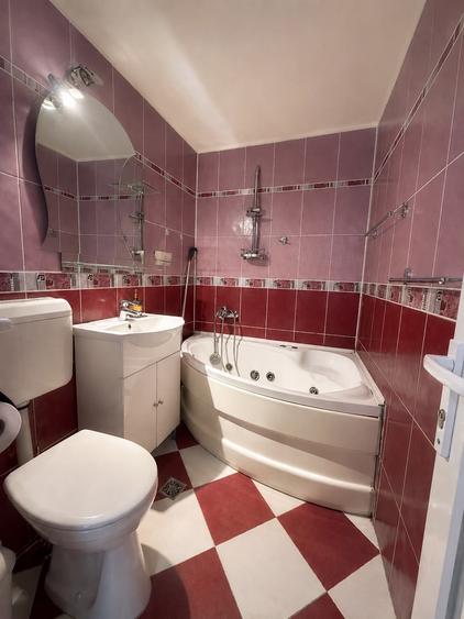 Apartament cu 3 camere în Iosia