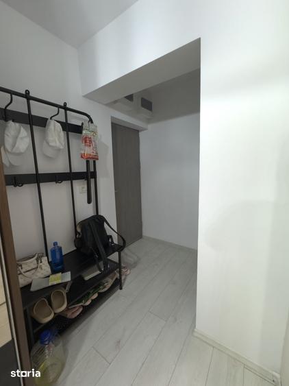 Apartament cu 2 camere semidecomandat în 1 Mai