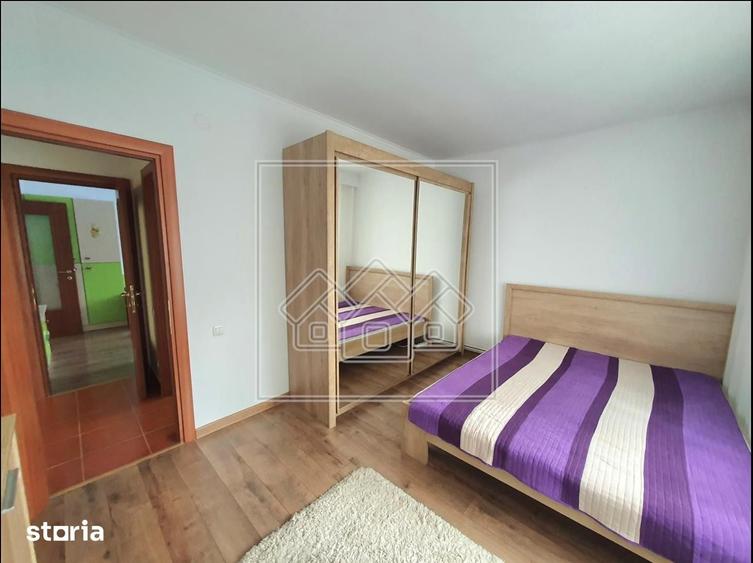 Apartament cu 3 camere decomandat în Terezian