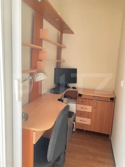 Apartament cu 3 camere decomandat, mobilat în Sud