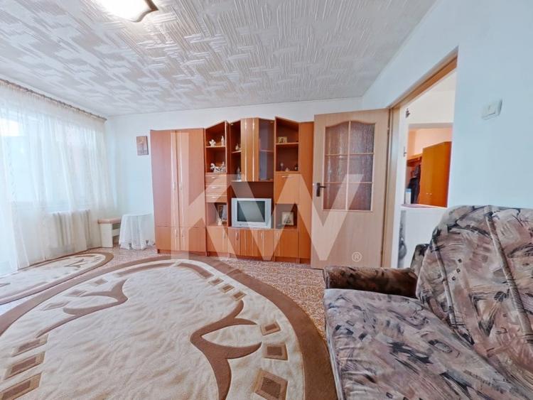 Apartament cu 2 camere decomandat, mobilat în Tractorul