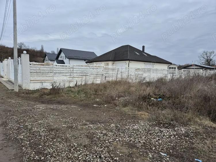 Teren de 1716 mp, în Central