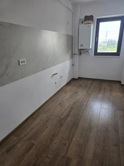 Garsonieră decomandată în Bucium — fotografia 3