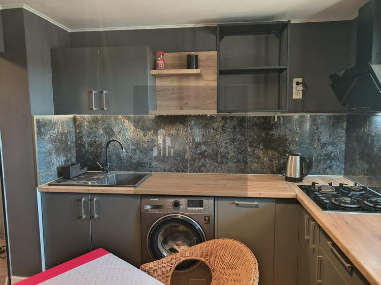 Apartament cu 2 camere decomandat în Apărătorii Patriei