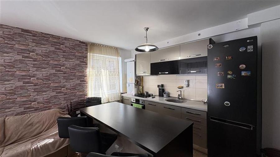 Apartament cu 2 camere circular, mobilat în Florești