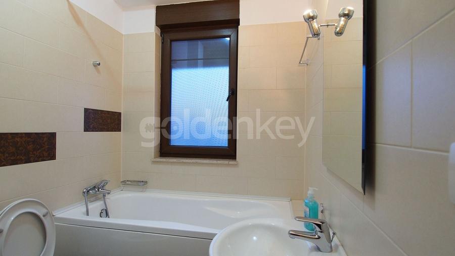 Apartament cu 3 camere semidecomandat, mobilat în Herăstrău