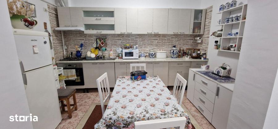 Casă cu 3 camere cu Teren 154 Mp în ICIL