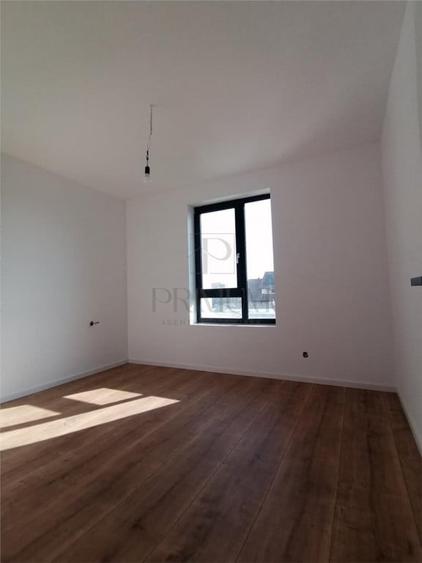 Duplex modern - design deosebit - zona foarte buna - 3 dormi - 7