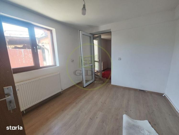 Casă cu 3 camere în Albești